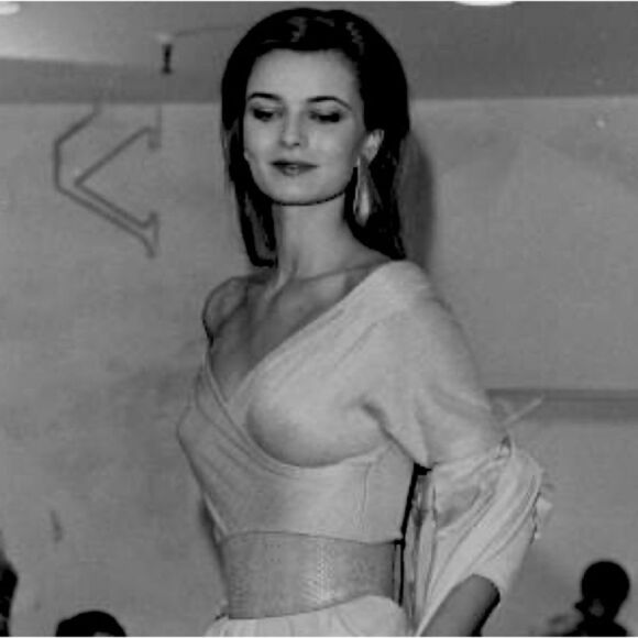 Donna Karan Spring 1987 Runway Cayman Alligator Contour Belt main image 14